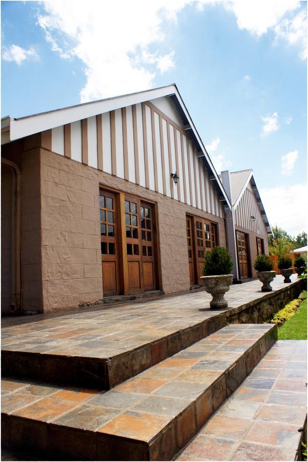 Shady Pines Guest House Harrismith ภายนอก รูปภาพ